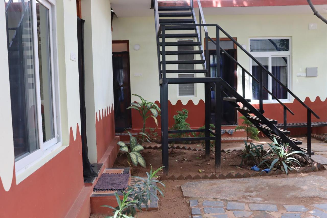 Da Mantra House Pensionat Tiruvannāmalai Exteriör bild
