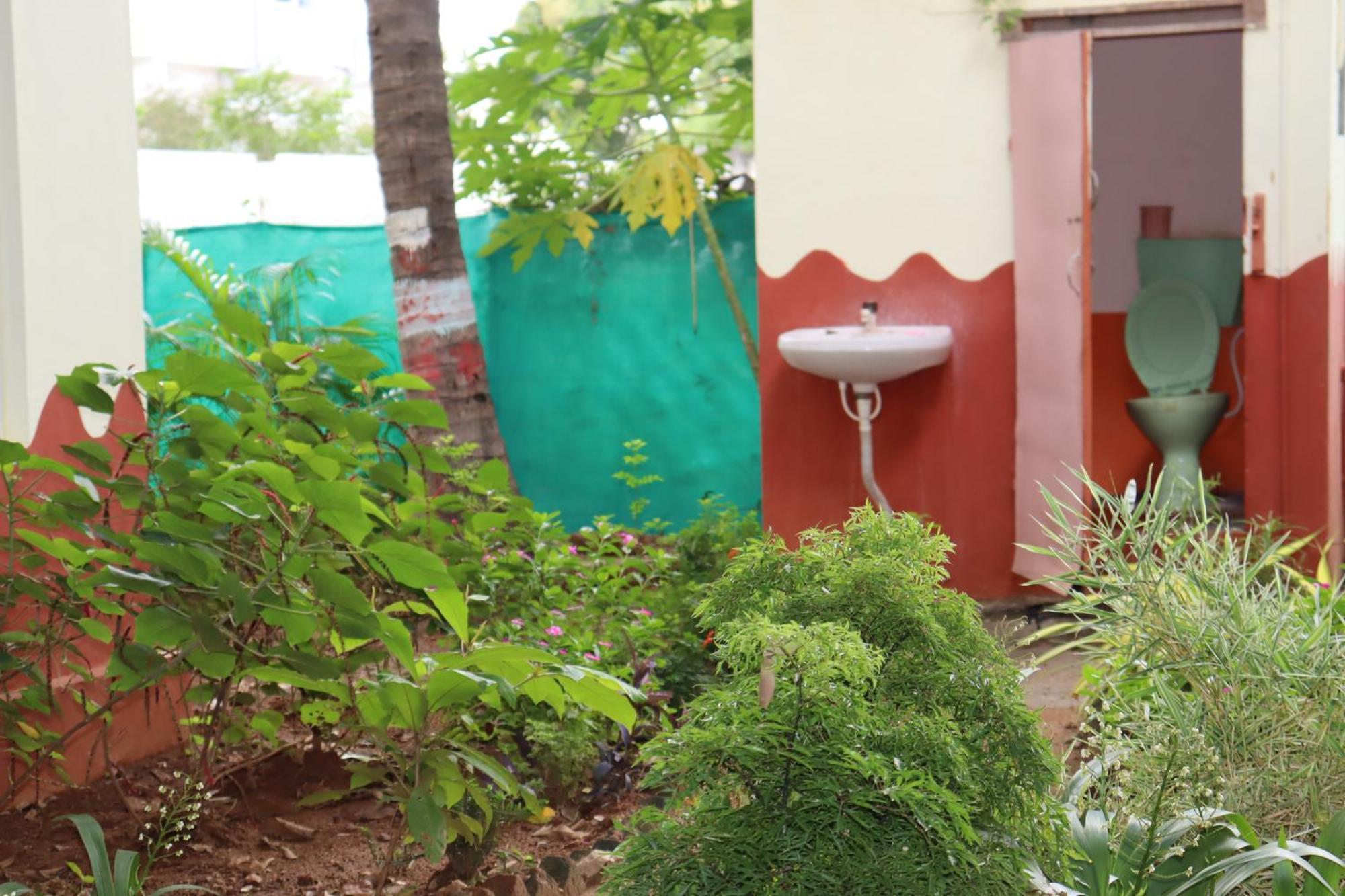 Da Mantra House Pensionat Tiruvannāmalai Exteriör bild