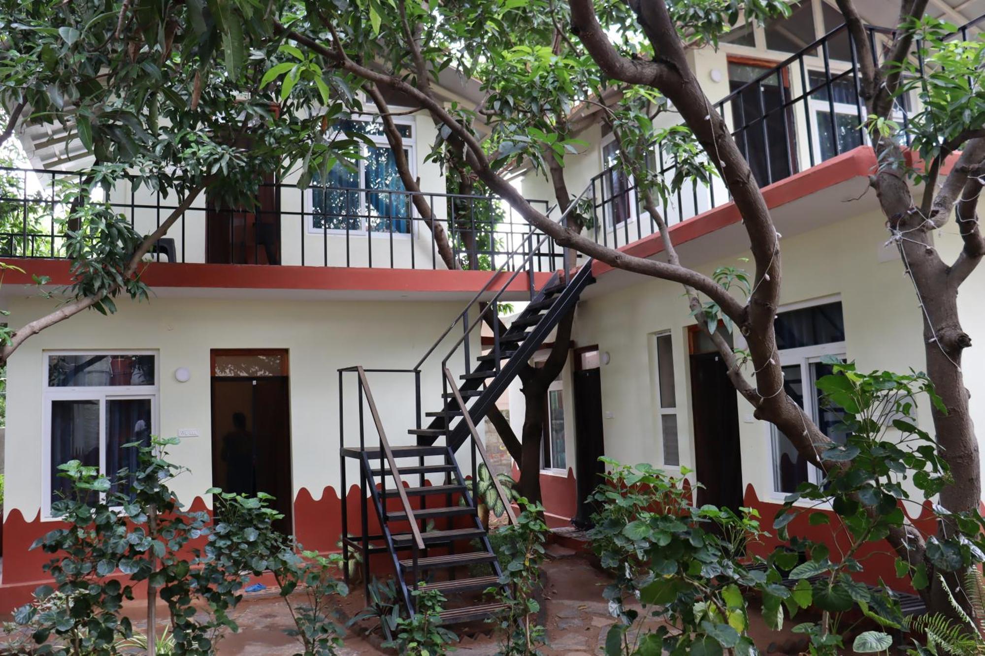 Da Mantra House Pensionat Tiruvannāmalai Exteriör bild